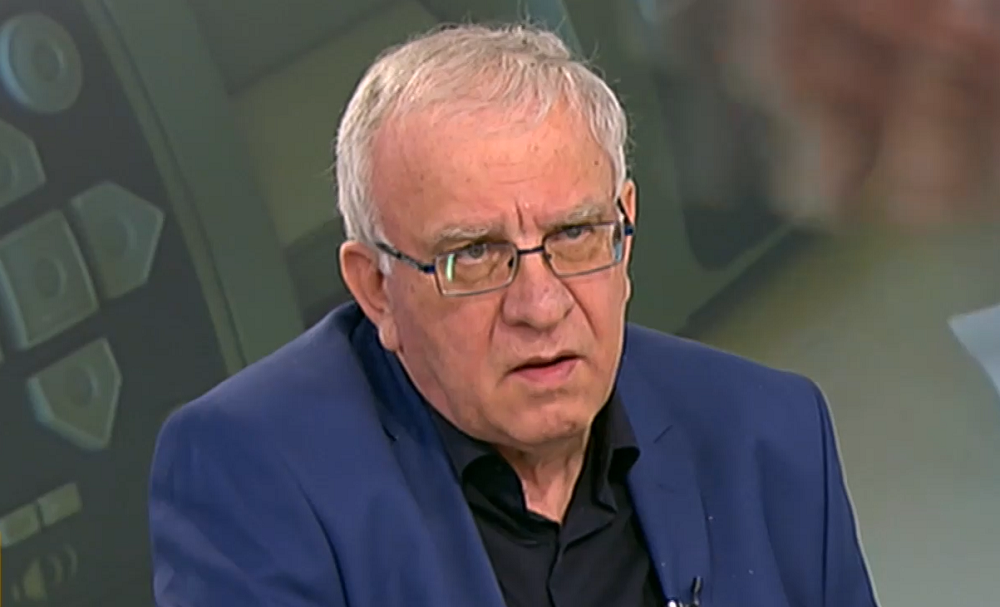 Цветозар Томов: Близо 1/4 от спада в избирателната активност може да се обясни със страх от машинния вот