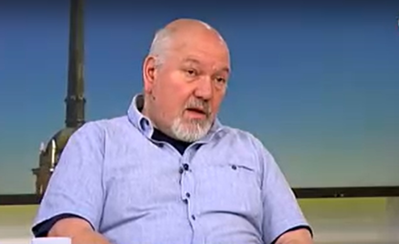 Александър Маринов: Очевидно някои хора в политиката възприемат властта като сладкиш или голям гювеч