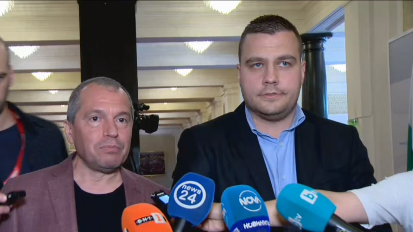 Тошко Йорданов: Радвам се, че БСП постъпват правилно, Петков не става за човек с власт