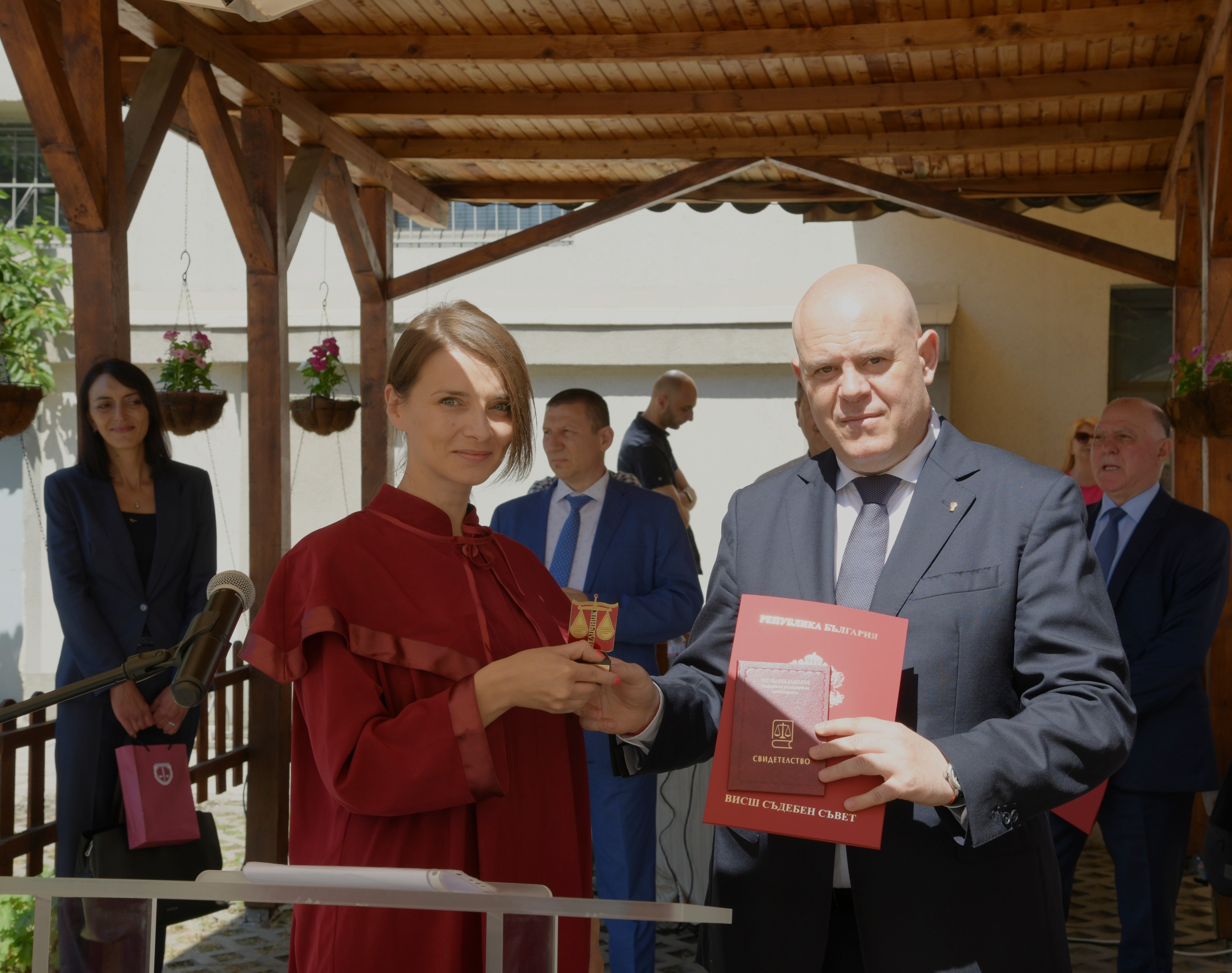 Гешев към младшите магистрати: Изразите „правова държава“ и „права на човека“ не са кухи фрази, а ценности на демократичната държава