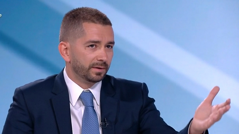 Предложиха ми хонорар, не от Русия, а от „Америка за България“