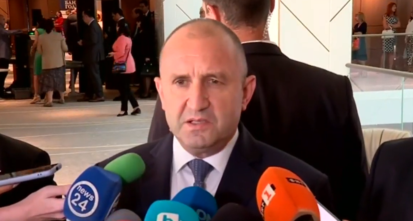 Радев: Изгонването на 70 дипломатически служители е безпрецедентен акт, отговорност носи правителството (ВИДЕО)