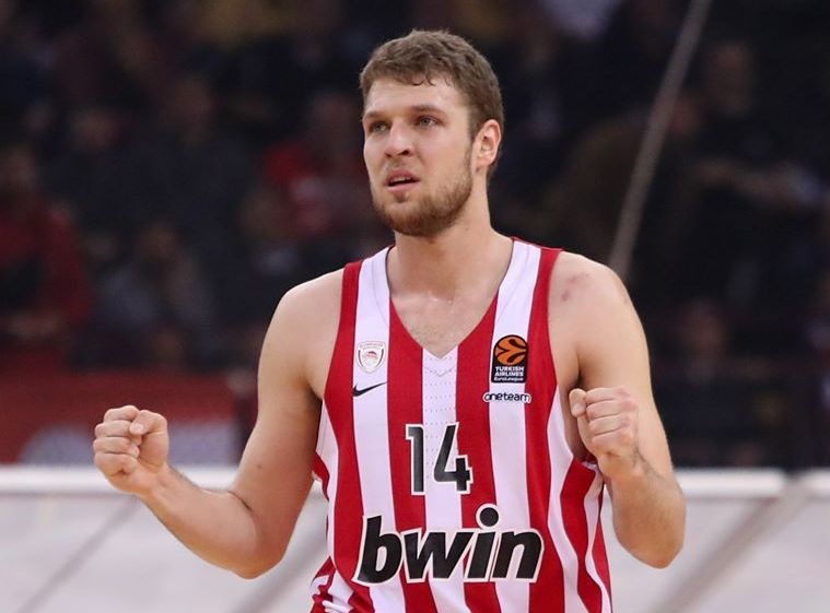 Везенков стана MVP на шампионата на Гърция по баскетбол