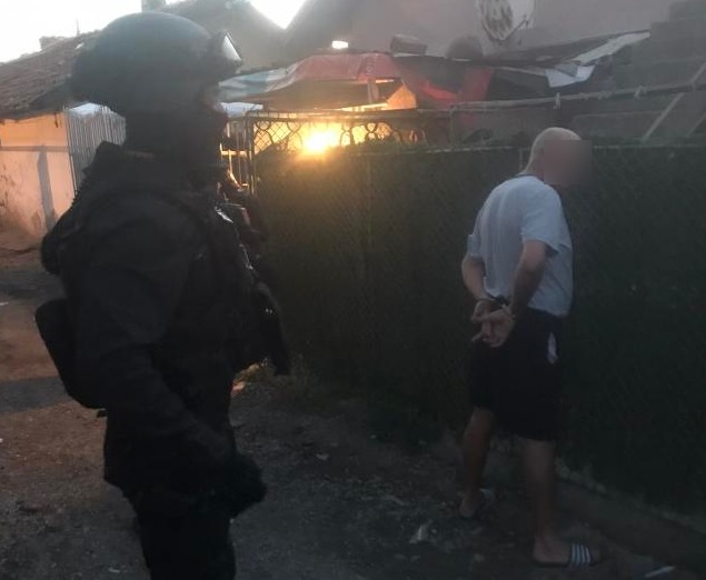 Разбиха престъпна група за търговия с кръв, десет задържани