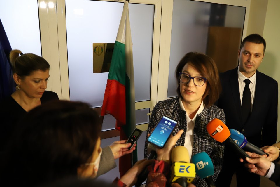 Прокуратурата: Седем дилъри на кръв са с обвинение, цената на литър е била около 1 000 лв.