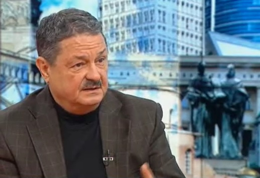 Проф. Рачев: Чака ни топло и на места ужасно горещо време