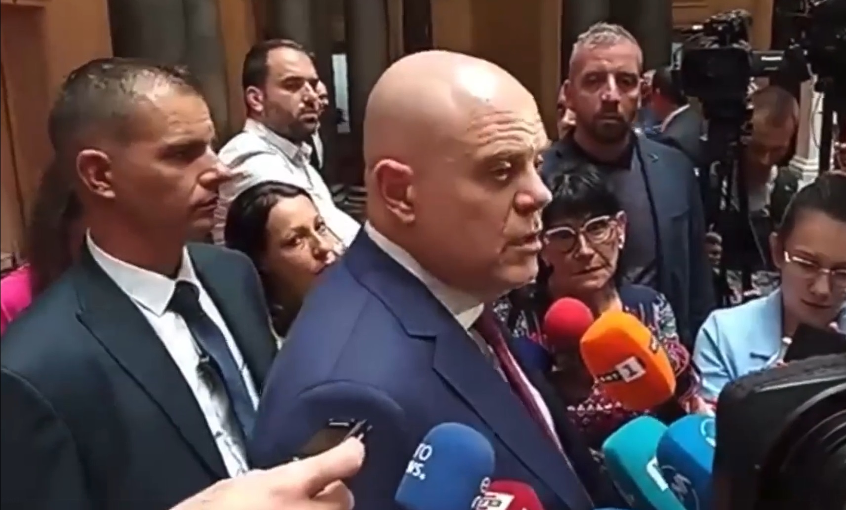 Гешев: Наказателният кодекс от времето на Живков е негодно оръжие за борба с престъпността