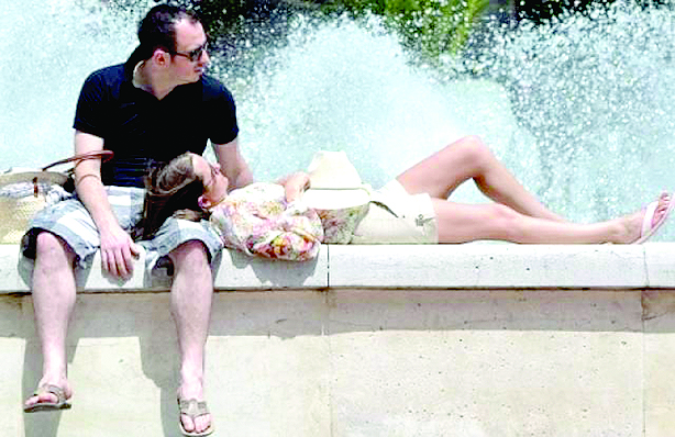 Огнени езици от Европа застигат България