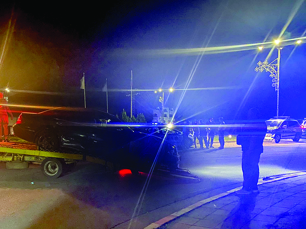 Полицаи ранени при гонка с дрогиран шофьор (обзор)