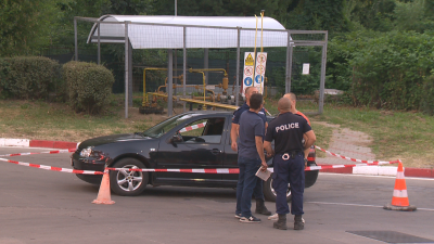 Двама души са задържани за стрелбата във Владая