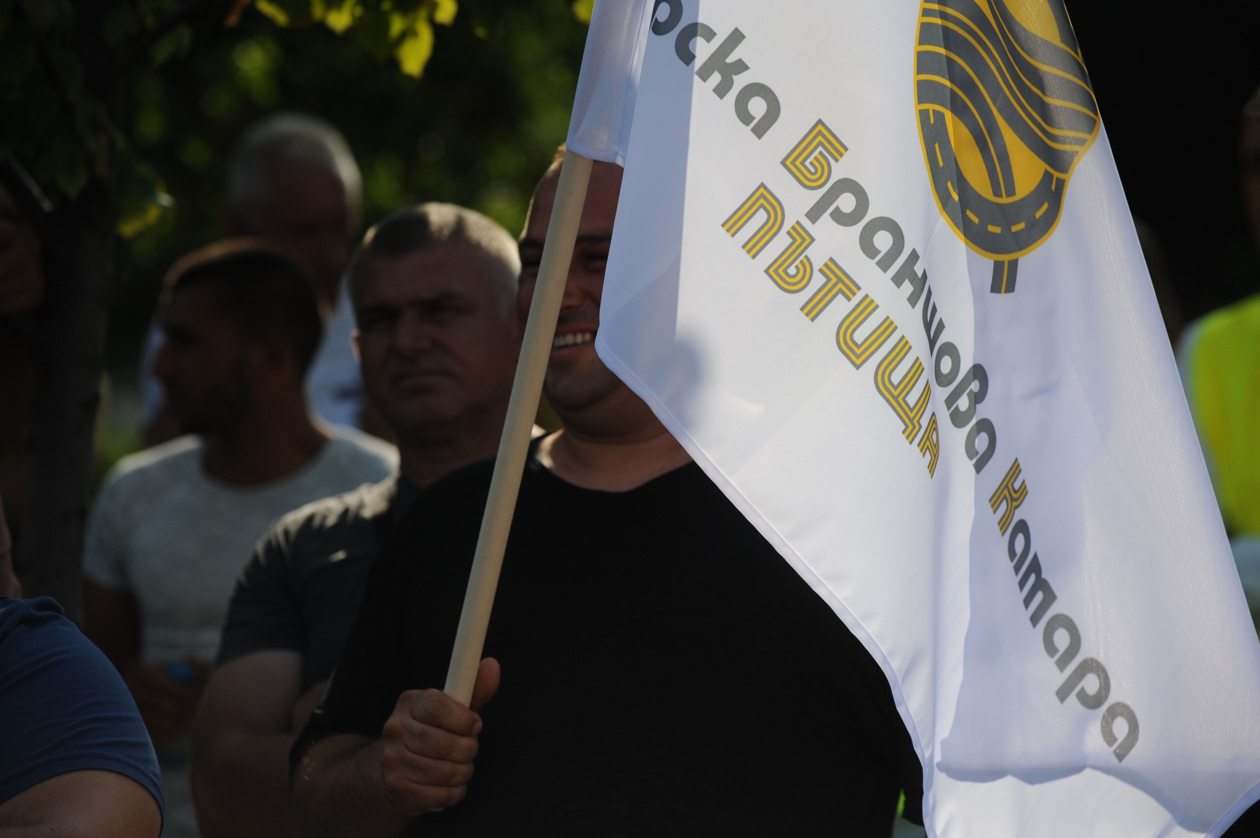 Пътищарите: Седем месеца безхаберие оставиха държавата без пътно поддържане