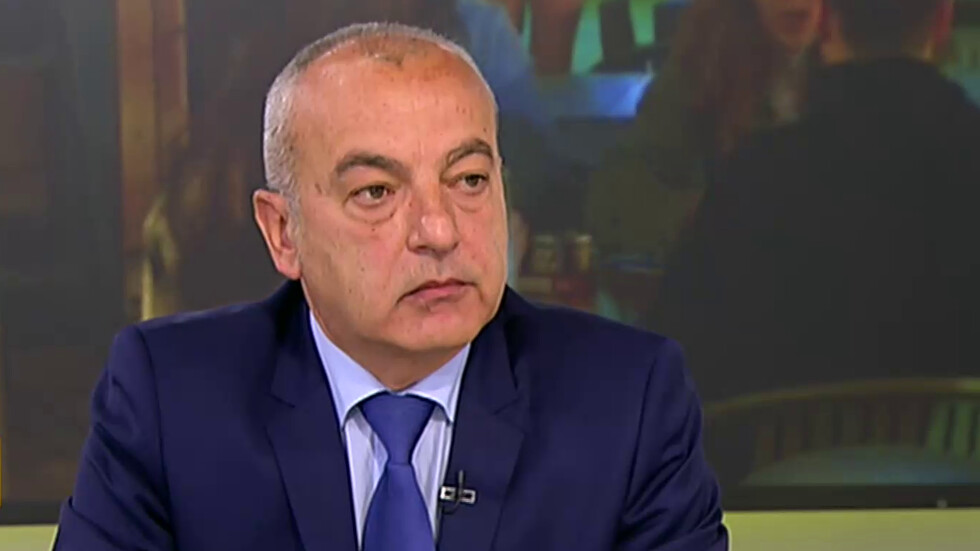 Служебното правителство встъпва в длъжност днес