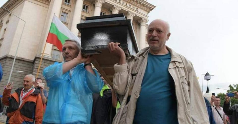 Положението в културата е от трън, та на глог