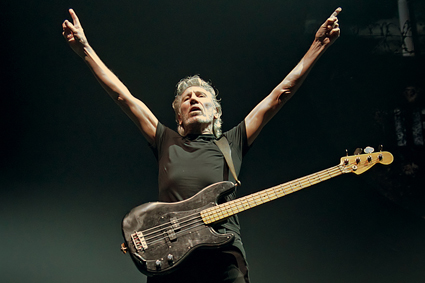 Основателят на Pink Floyd Роджър Уотърс пред CNN: Байдън продължава да налива масло в огъня в украинския конфликт (Видео)