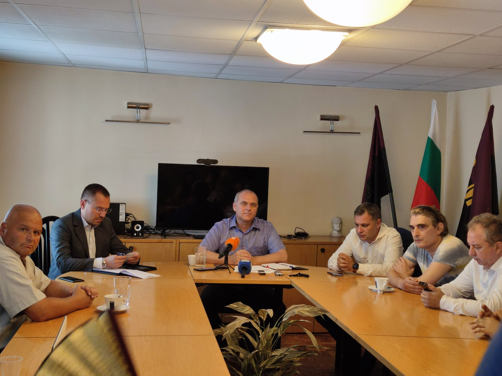 ВМРО започна преговори за патриотично-консервативна коалиция