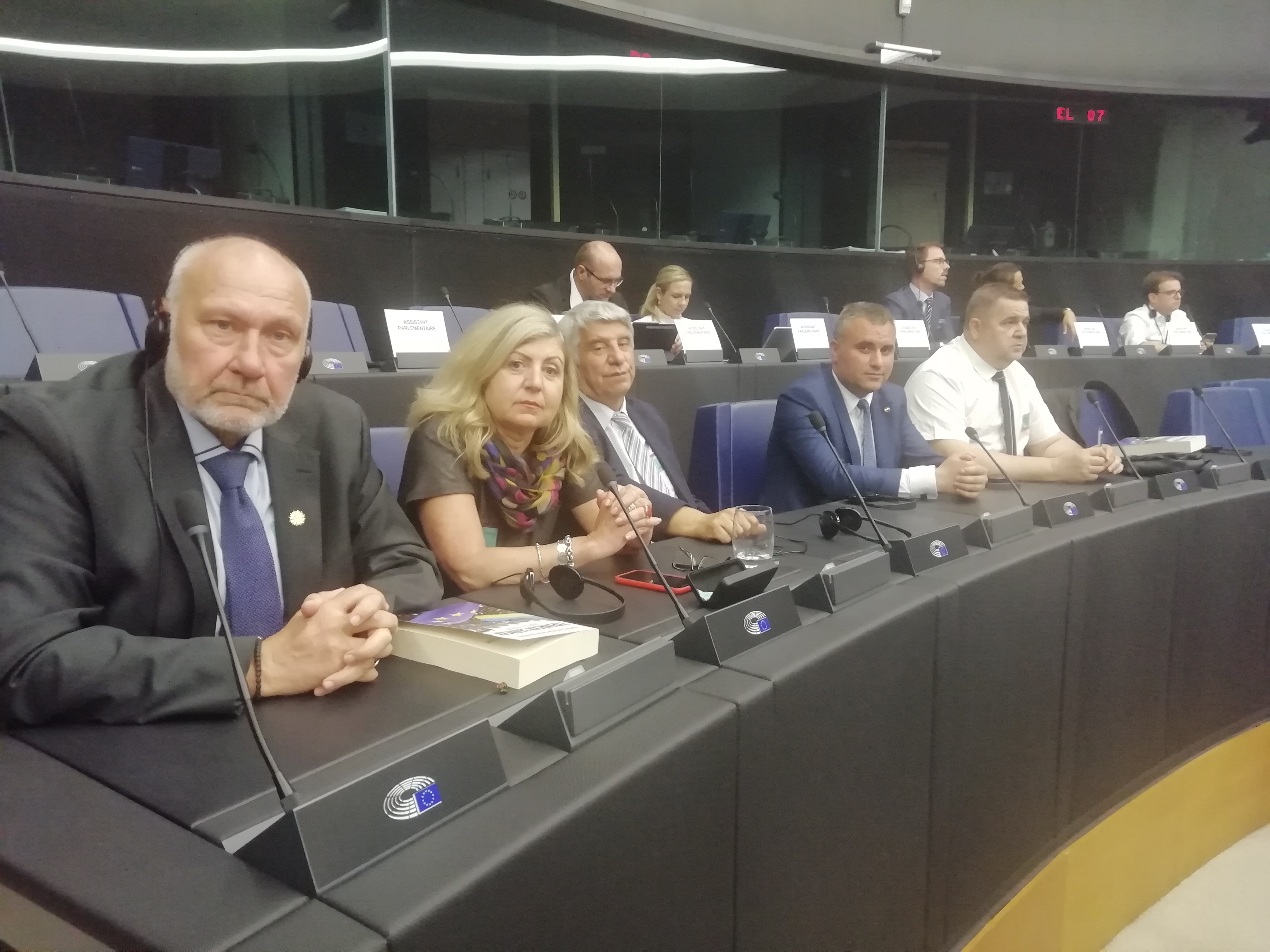 Национален кръг „За Македония“: Двугодишната битка за отстояване на българската позиция в историческите спорове със Северна Македония достигна първа победа