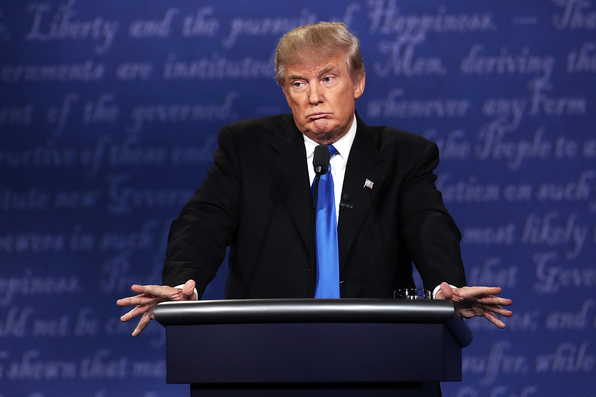 Доналд Тръмп: ФБР може да са подхвърлили улики по време на обиска