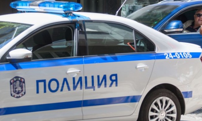 Военен застреля приятелката си и се самоуби
