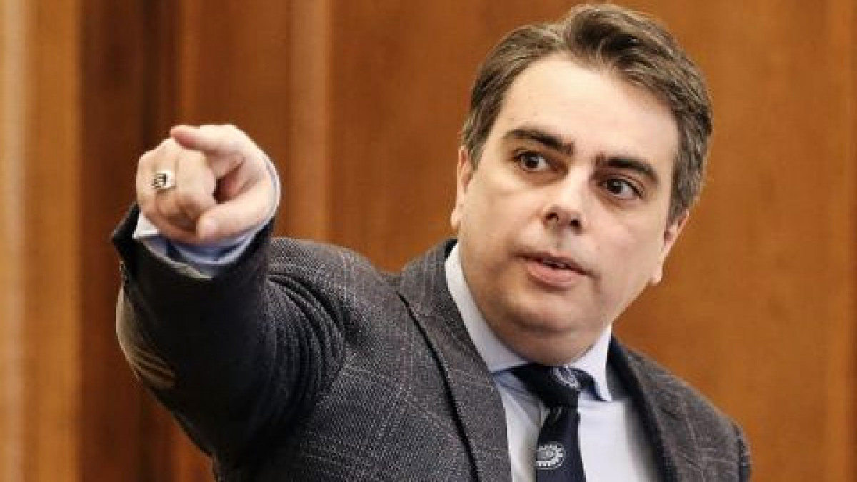 Асен Василев новият Иван Костов