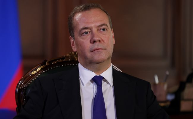 Медведев: Обикновените европейци не горят от желание да прекъсват контактите си с Русия