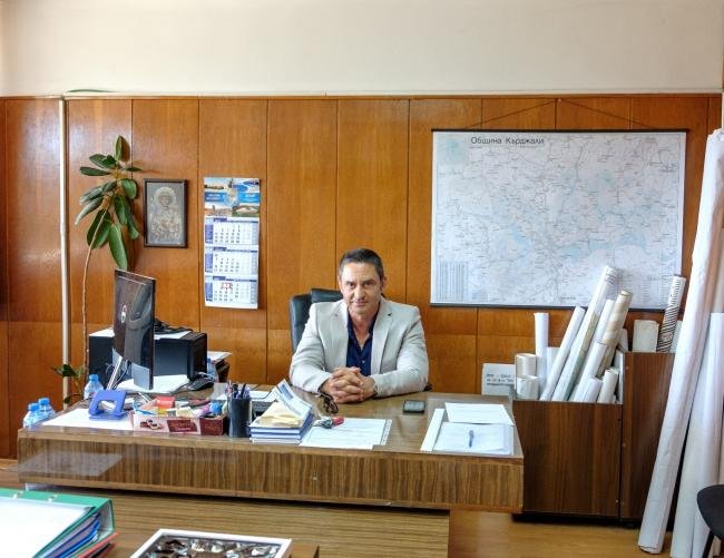 Обискираха кабинета на главния архитект на Кърджали
