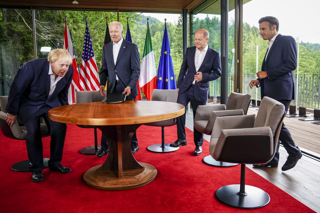 Байдън, Джонсън, Макрон и Шолц призоваха за сдържаност около Запорожката АЕЦ