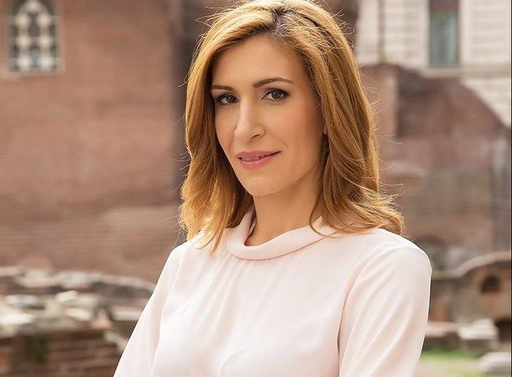 Николина Ангелкова: Няма да участвам в листите на ГЕРБ, ще пренасоча усилията си в подпомагане на партията в международната дейност