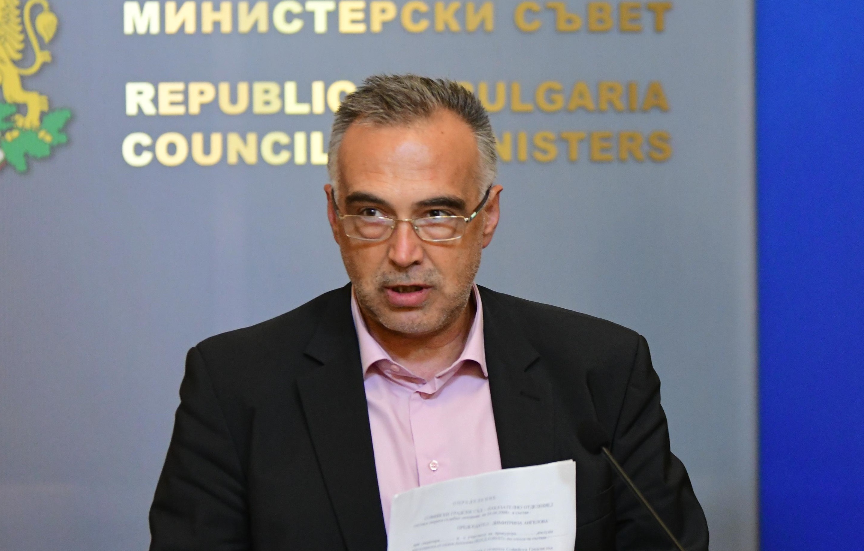 Антон Кутев: Предизборна провокация е идеята на Слави Трифонов за референдум