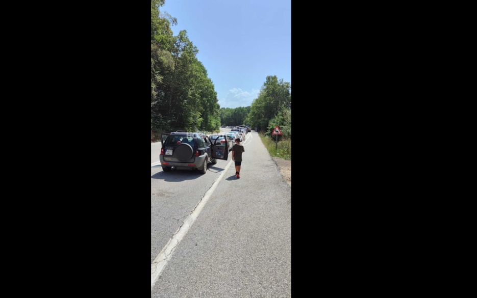 Българи са блокирани на ГКПП „Малко Търново", бой между изнервени шофьори (ВИДЕО)