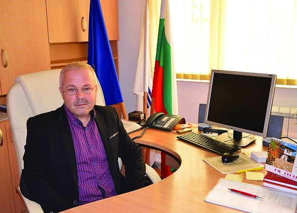 Шефът на РЗИ Кърджали не е бил в конфликт на интереси