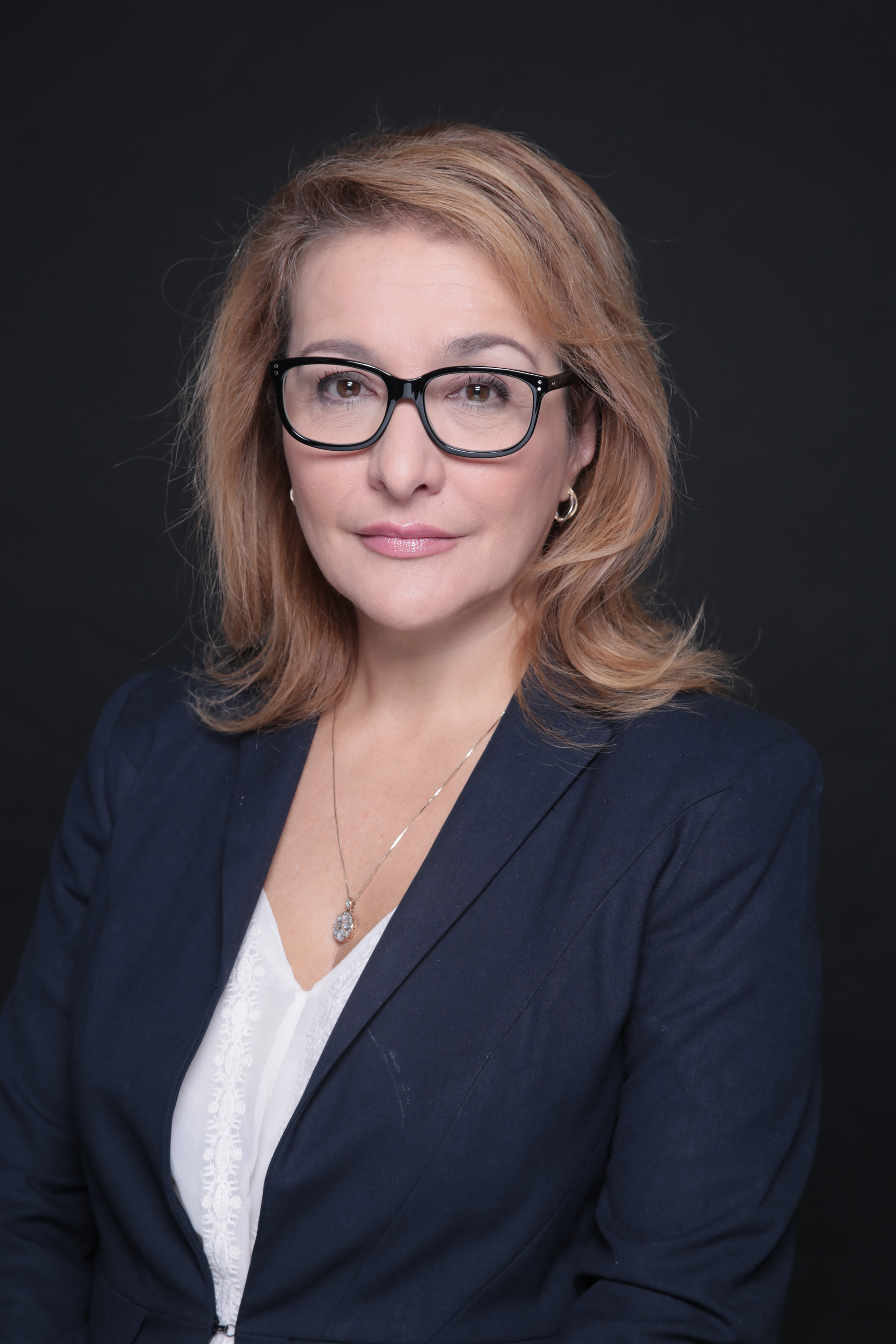 Проф. Антоанета Христова, политически психолог, пред „Труд“: Социолозите не знаят на кой Господ да служат
