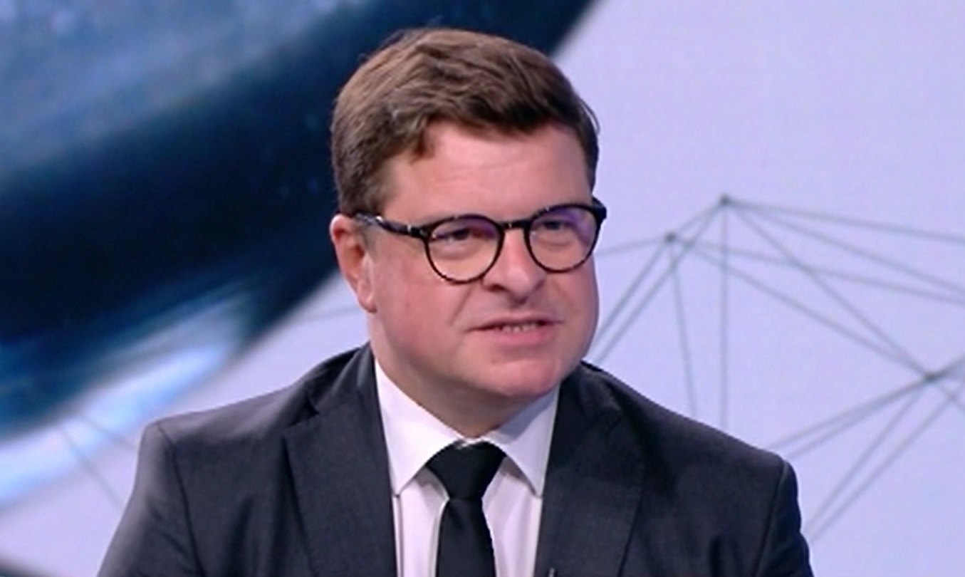 Британският посланик у нас Роб Диксън: Монархията еволюира по времето на Елизабет Втора
