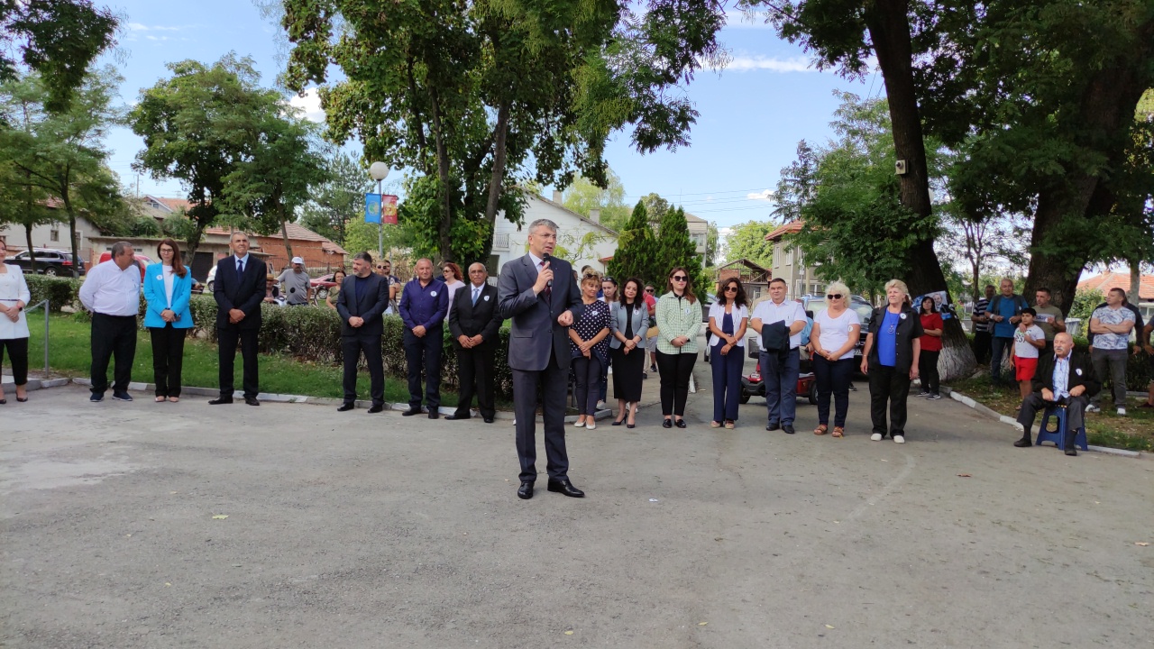 Карадайъ: Пропуснахме две години за парите от Европа, ДПС знае как да наваксаме