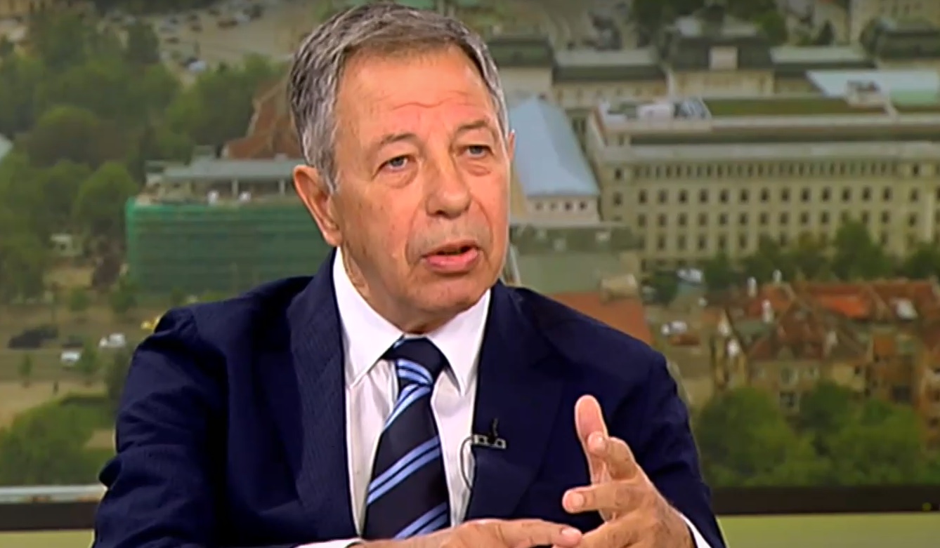 Ген. Румен Миланов: Не е целесъобразно кола на НСО да се движи по този начин в Кресненското дефиле