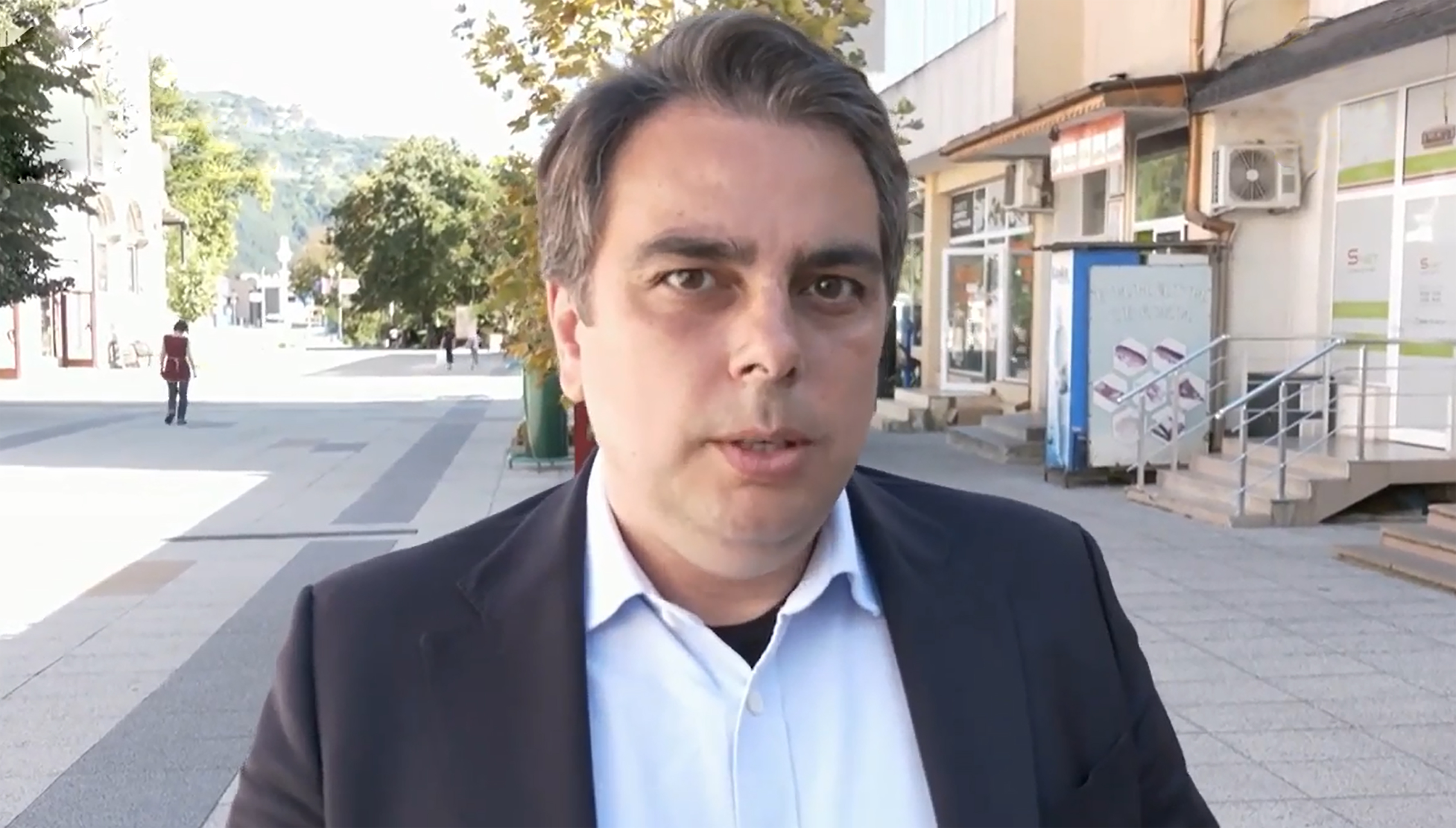 Асен Василев в коментар по бюджетната програма на “Продължаваме промяната”: Ще има свинско със зеле за всички българи