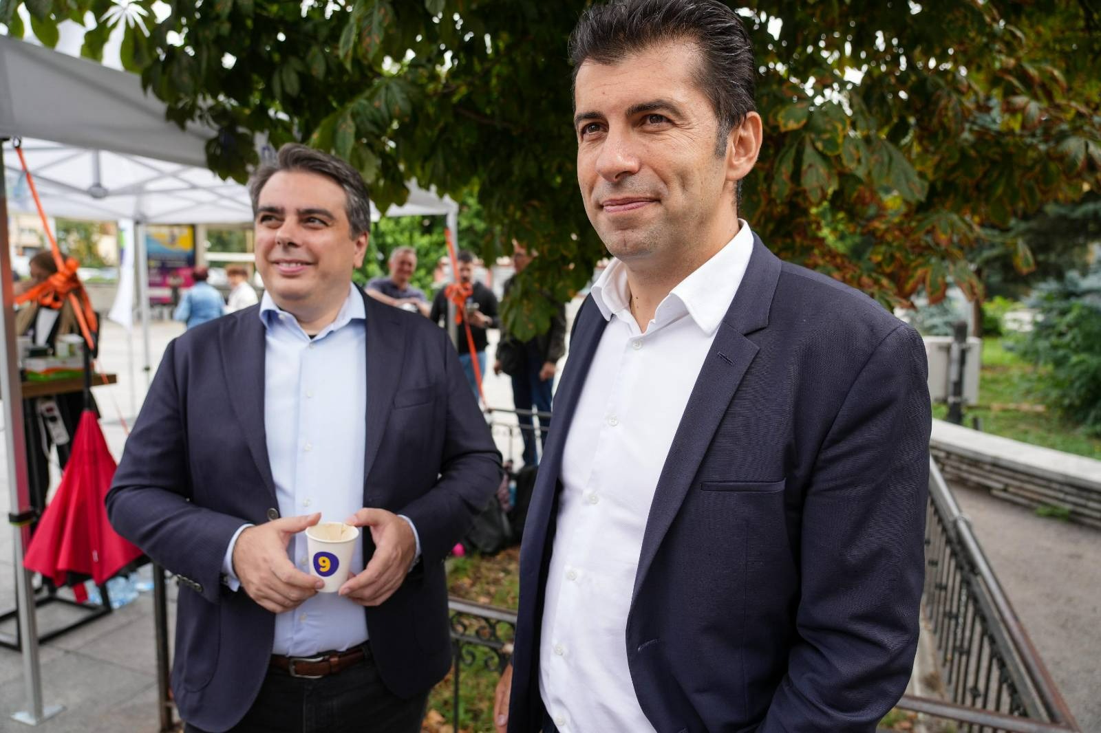 Програмата на „Продължаваме промяната“ за България: По-високи доходи за пенсионерите и работещите