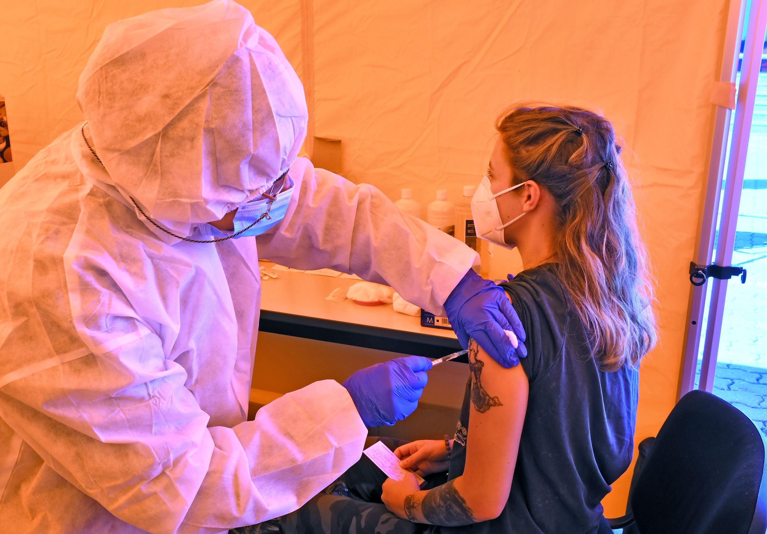 Кипър започва ваксинацията срещу новите подварианти на Covid-19