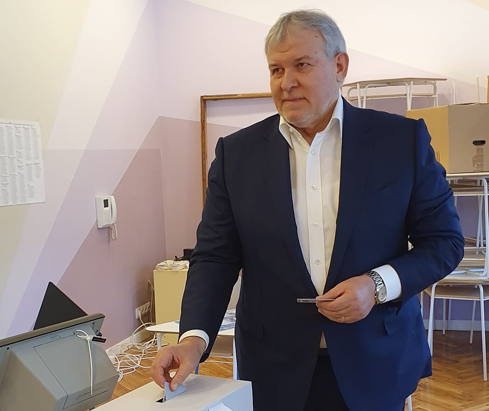Румен Христов: Гласувах за едно стабилно управление