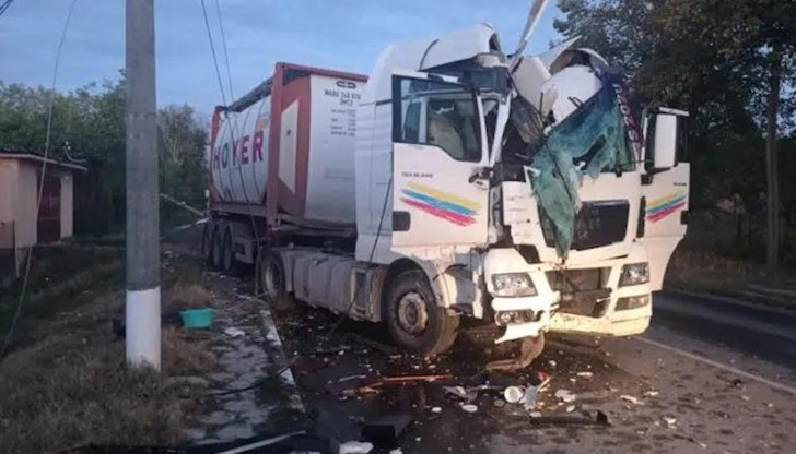 73-годишен мъж загина при тежка катастрофа на пътя Русе – Разград (СНИМКИ)