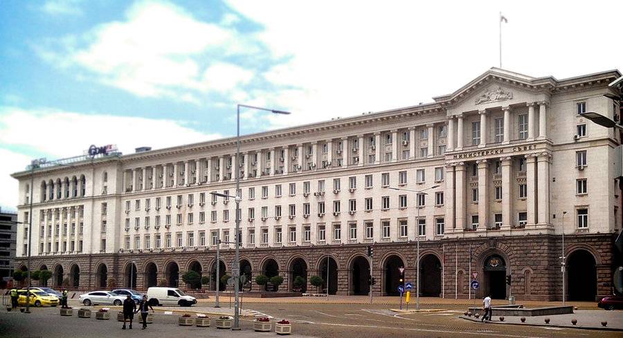 Часът на национално отговорното правителство