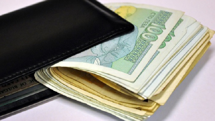 Разкриха опитни джебчийки, задигнали 5000 лева от жилище в Лясковец 