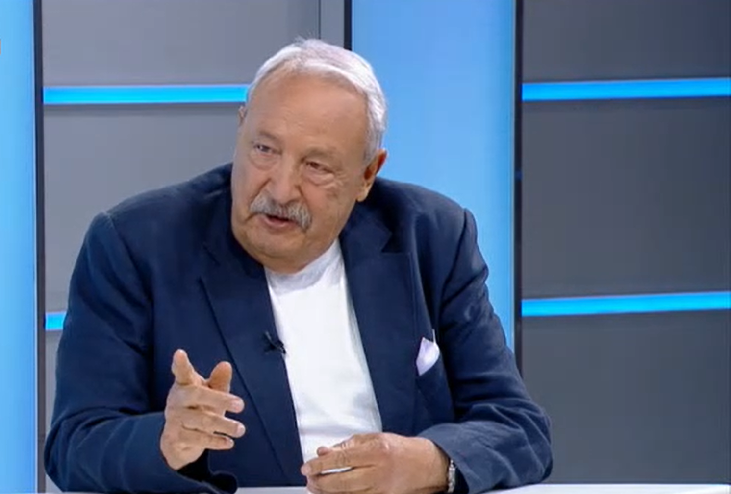 Гарелов: Не е учудващ опитът България да бъде замесена във взрива на Кримския мост