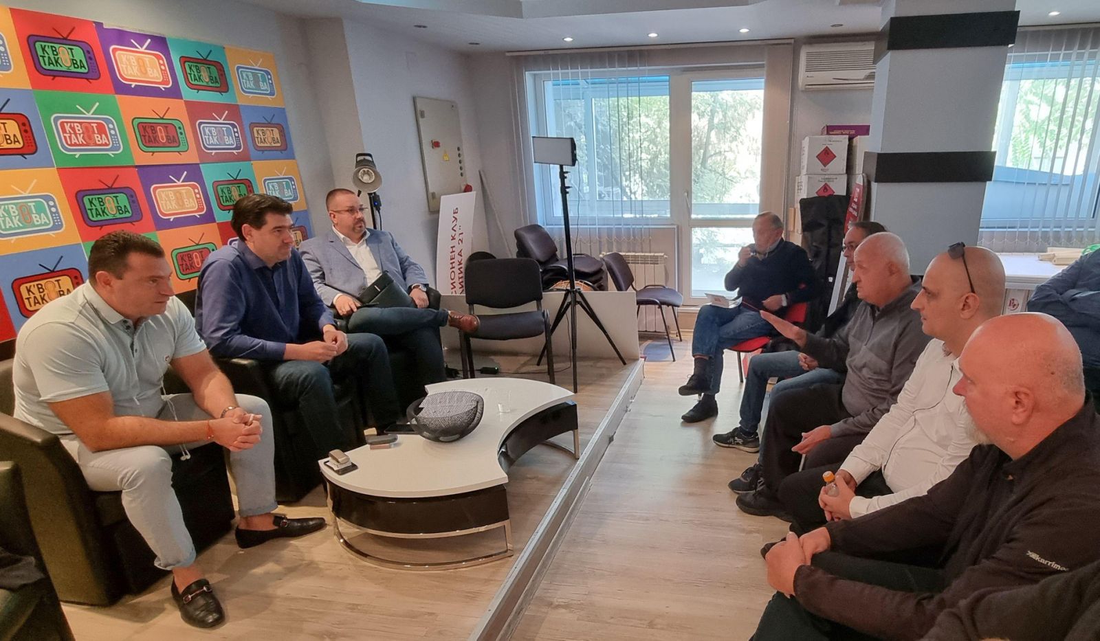 БСП - София подкрепя исканията на таксиметровите шофьори за алтернативния данък и тарифите