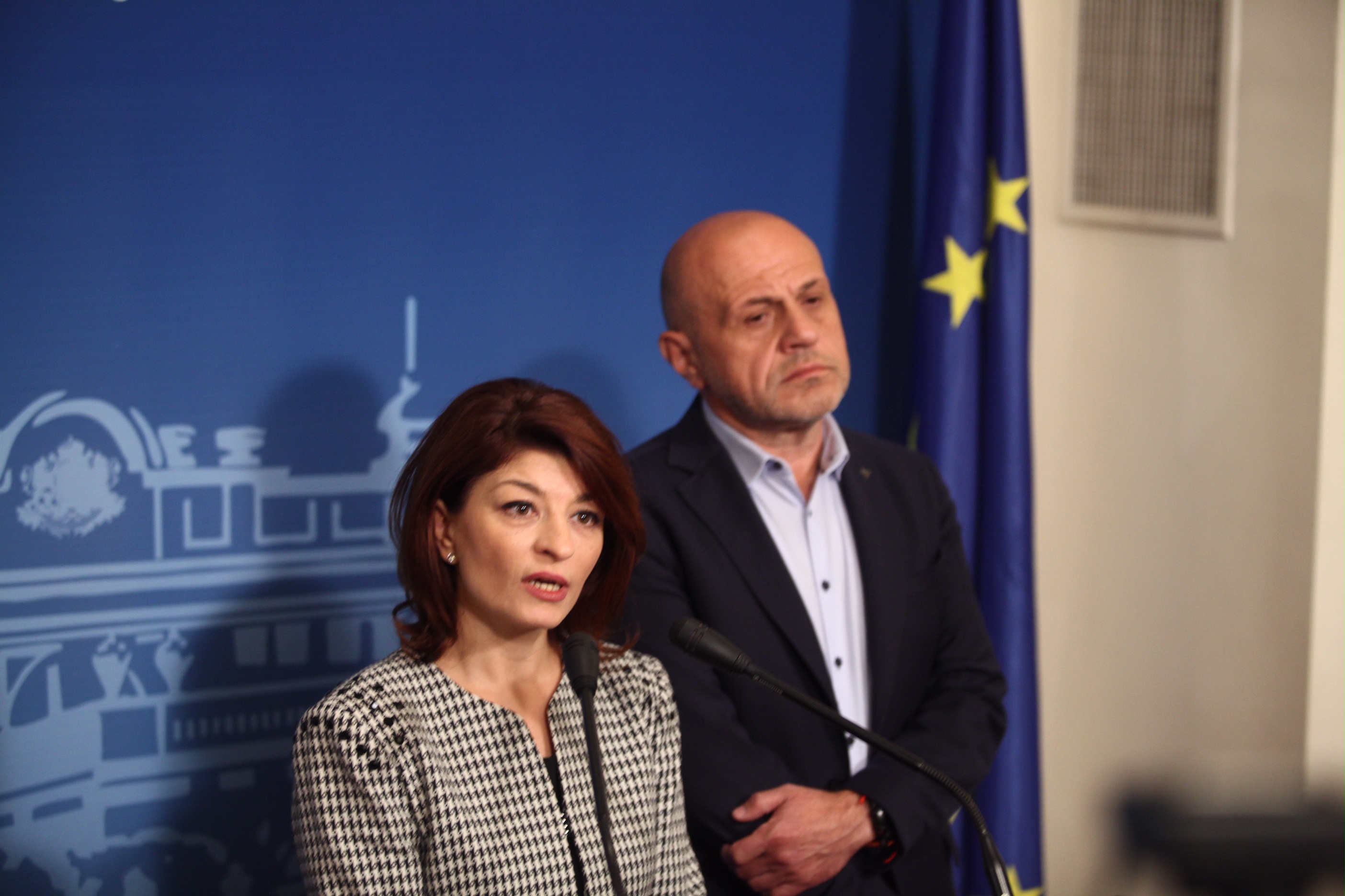 Десислава Атанасова: Съгласни сме третата партия да номинира председател (ВИДЕО)