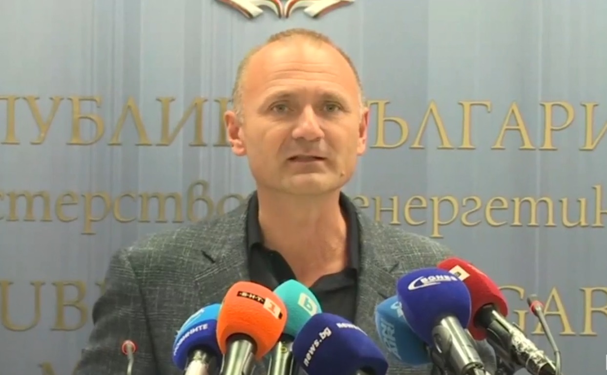 Енергийното министерство: Евтин ток до 800 киловат часа потребление през зимата, над това - по пазарни цени