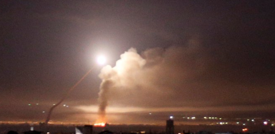 Израелски ракети удариха цели близо до сирийската столица Дамаск