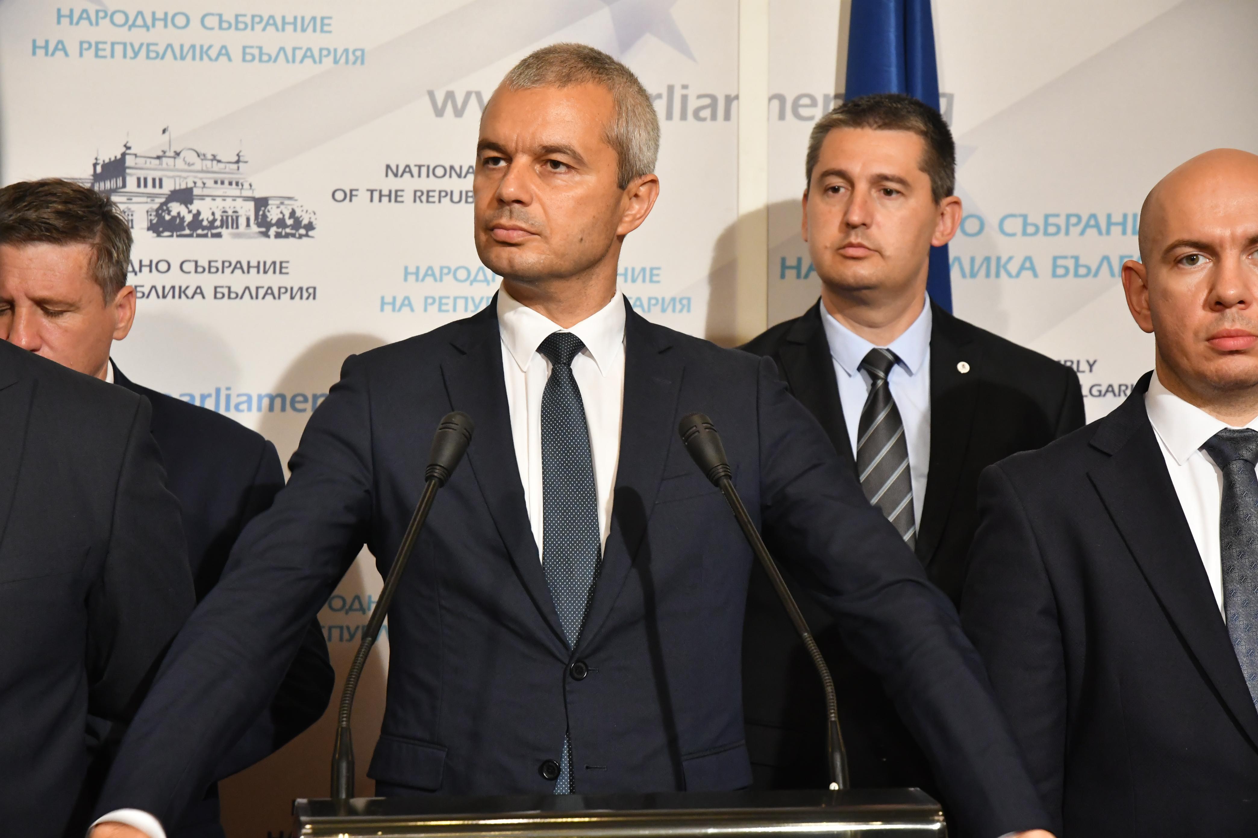 Костадинов: Ако бъде предоставено оръжие на Украйна, страната ни ще бъде поставена в още по-голяма несигурност