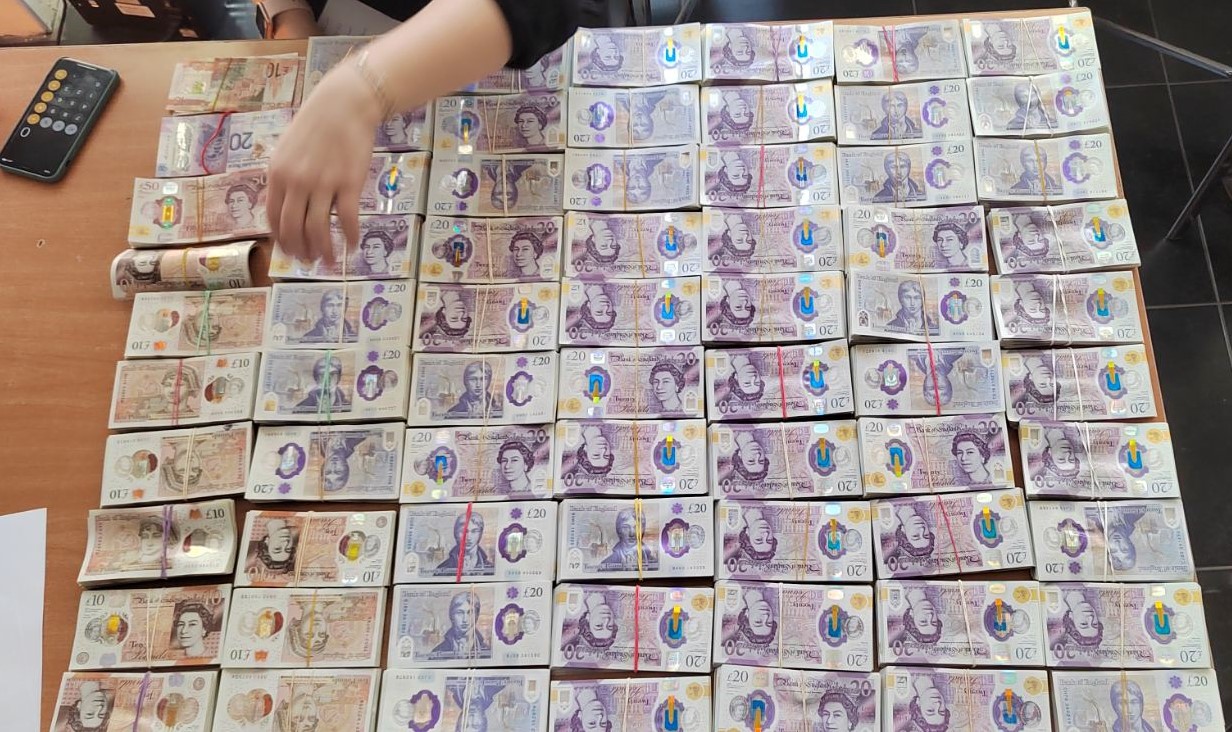 Откриха недекларирана валута за над 280 000 лв. на "Капитан Андреево"