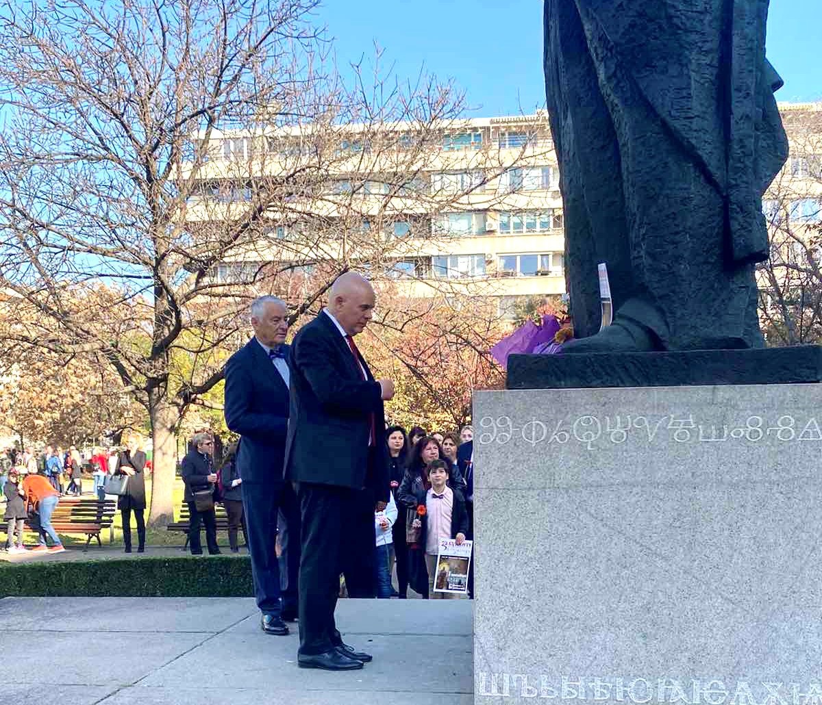 Иван Гешев в Деня на народните будители: Да се стремим да бъдем като тях, за да пребъде България