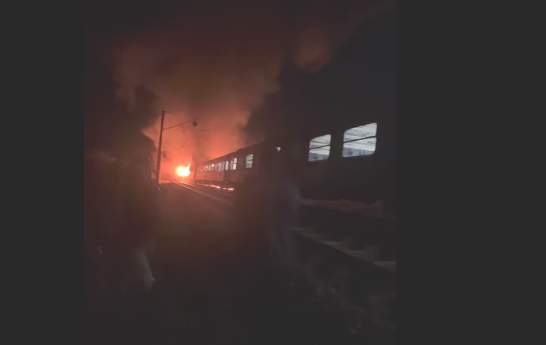 Бърз влак се запали след гара Каспичан (ВИДЕО)